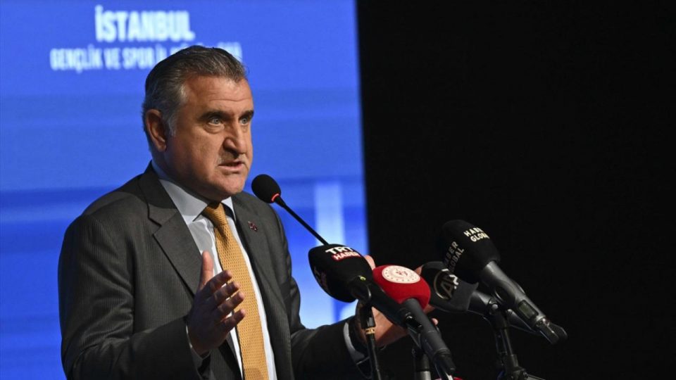 Bakan Bak: Spor sahalarında şiddetin yeri yoktur